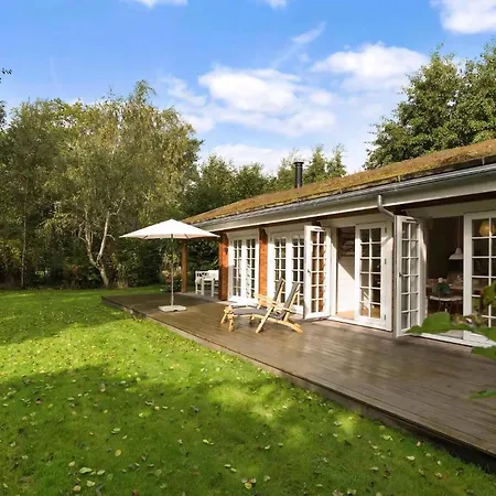 Idyllic Wooden Lumber House 300m From Water * Vig